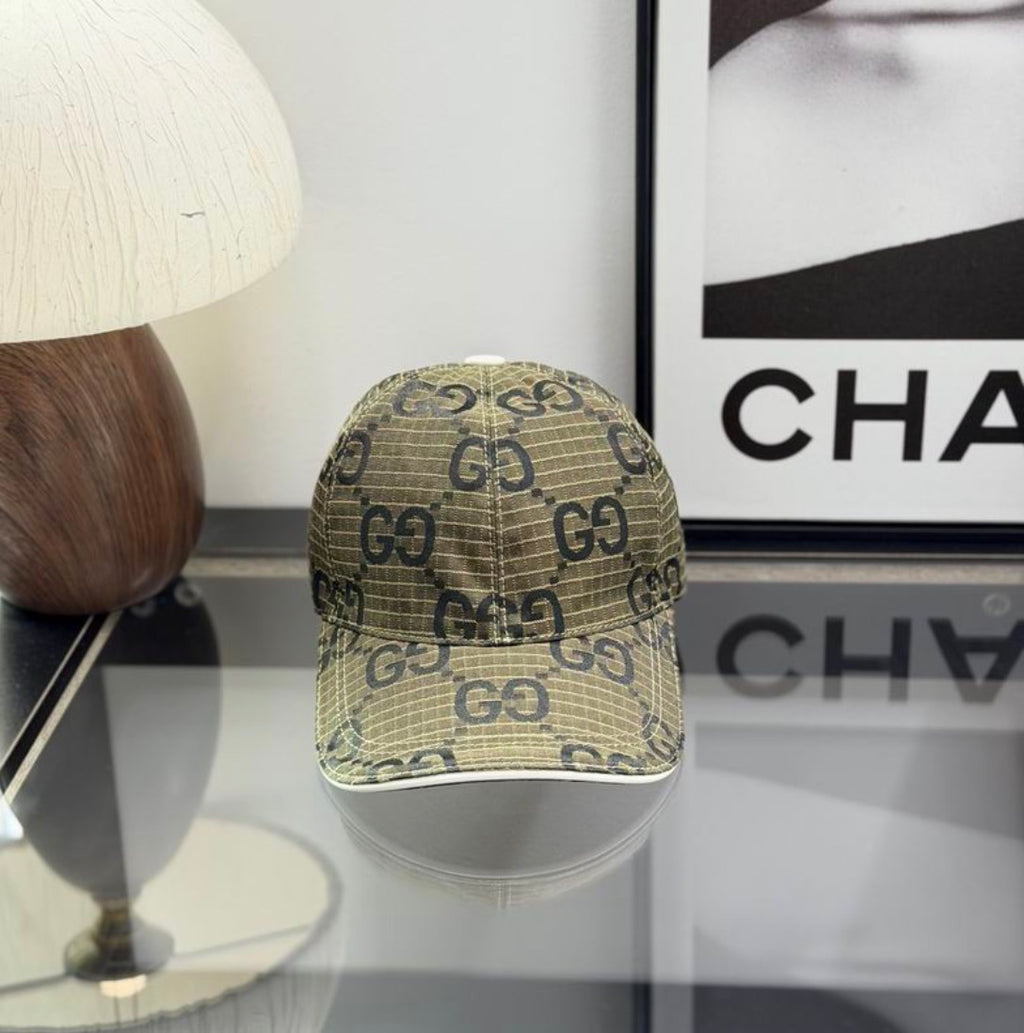 Gorra Jumbo GG Canvas Baseball Cap de Gucci