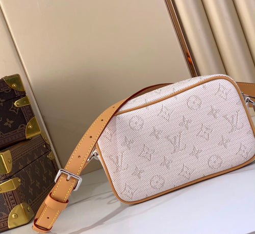 Bolso Louis Vuitton white