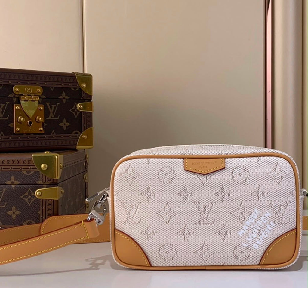 Bolso Louis Vuitton white