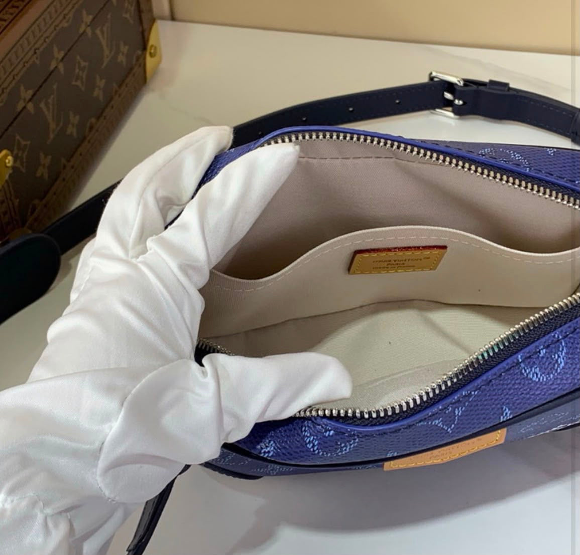 Bolso Louis Vuitton Navy blue