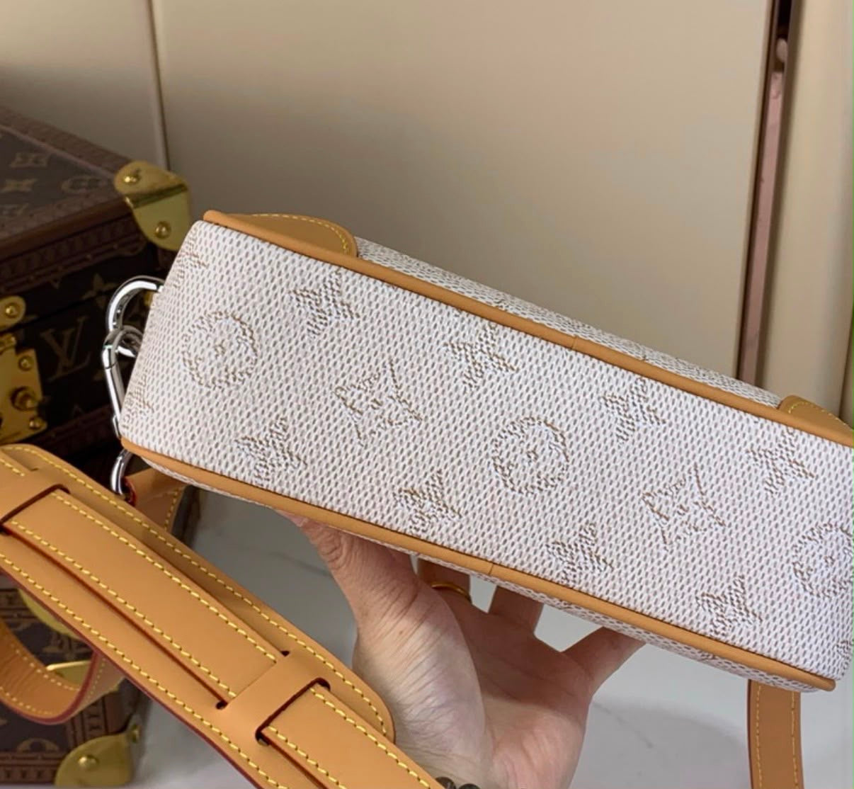 Bolso Louis Vuitton white