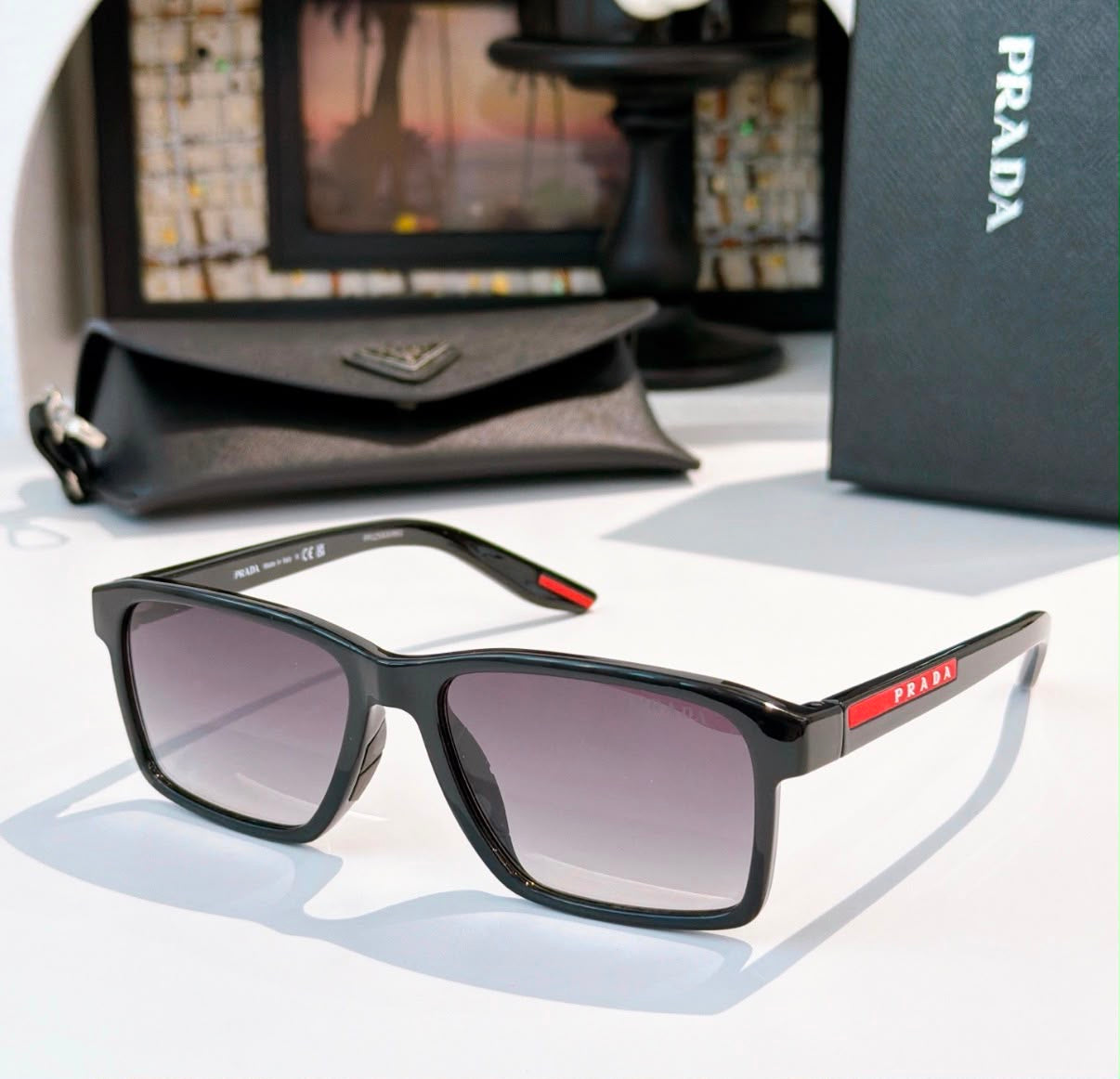 Gafas Prada Red Stripe