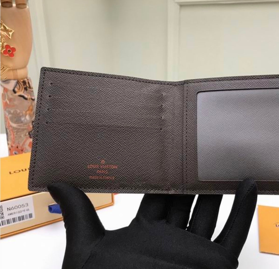 Cartera Multiple Wallet en lona Damier Graphite de Louis Vuitton