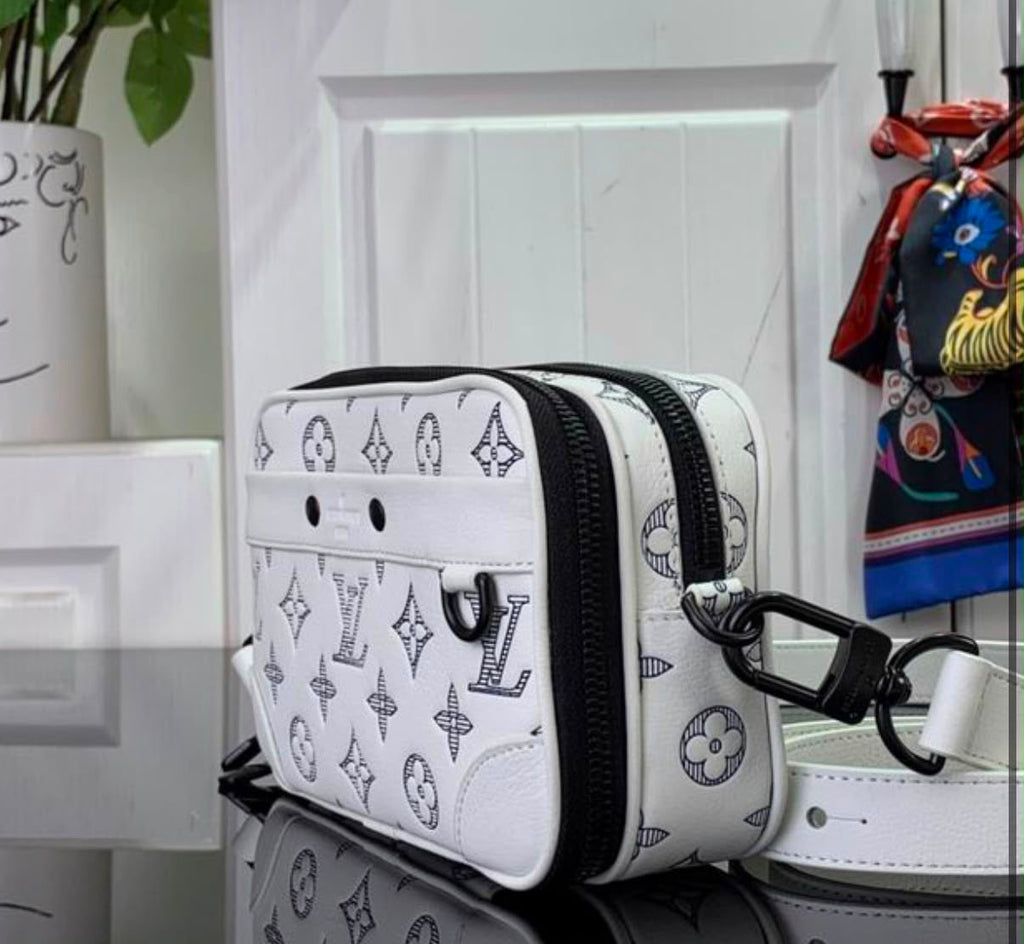 Bolso Louis Vuitton Messenger Monogram White Edition