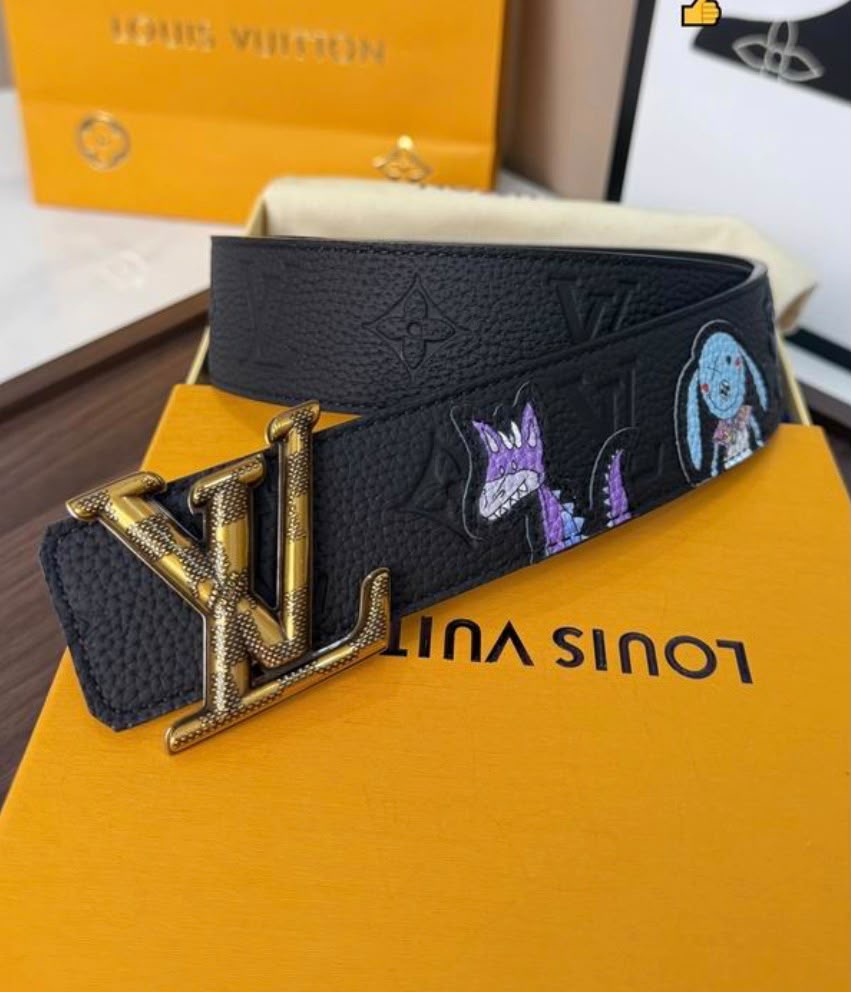 Cinturón Louis Vuitton LV Initials "Zoooom with Friends"