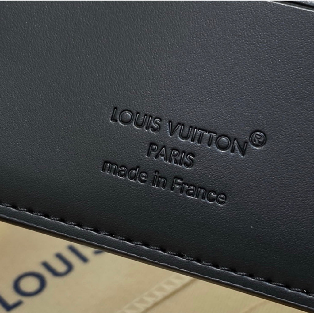 Cartera Louis Vuitton Multiple Wallet