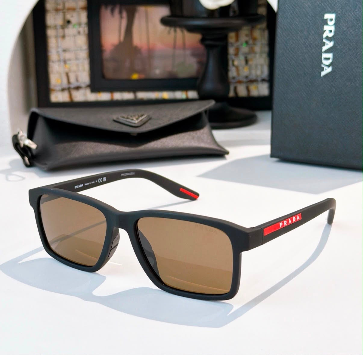 Gafas Prada Red Stripe