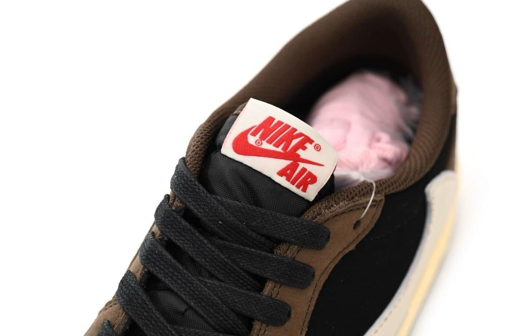 Zapatillas Travis Scott x Air Jordan 1 Retro Low OG "Mocha"