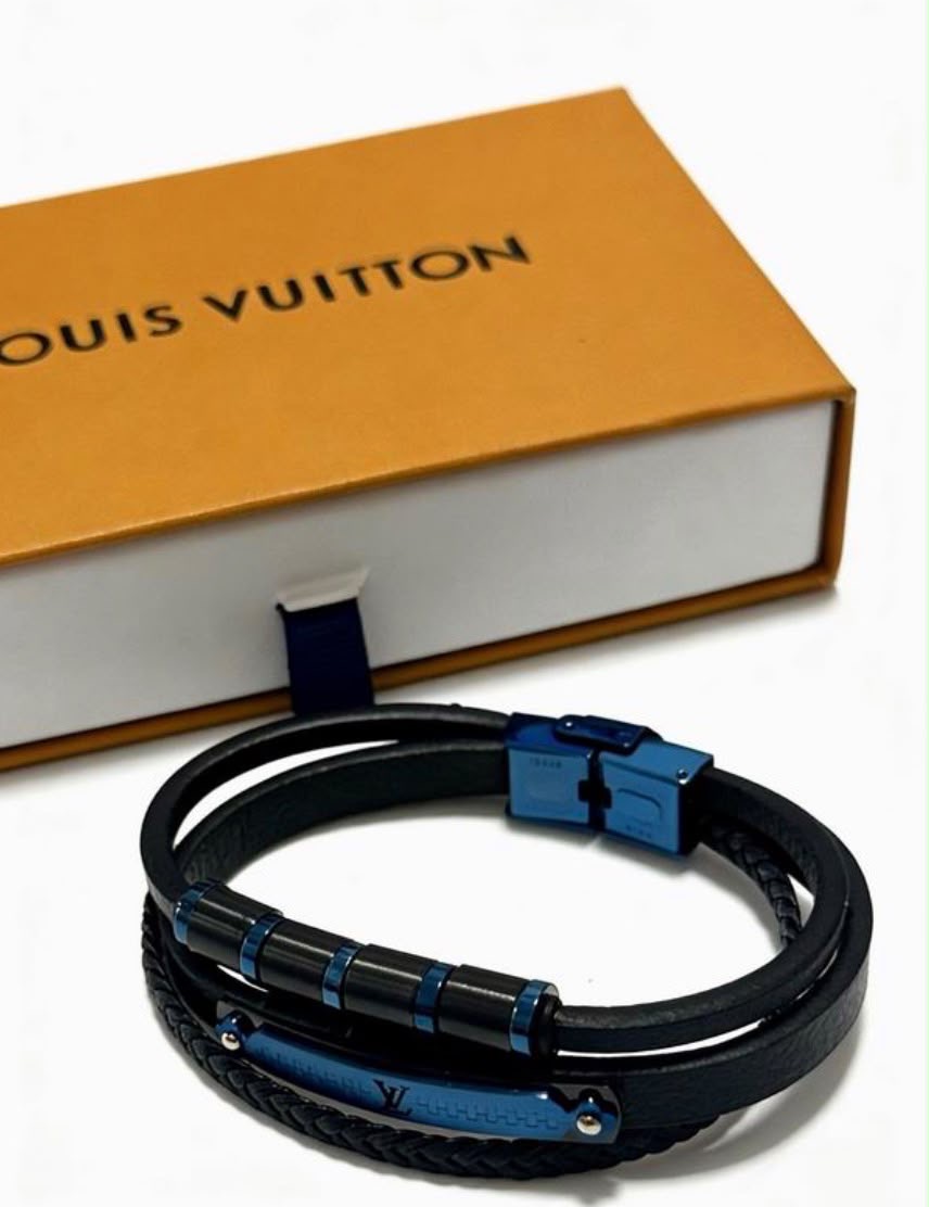 Joya LV Space Bracelet