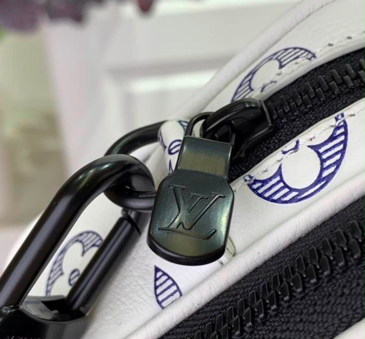 Bolso Louis Vuitton Messenger Monogram White Edition