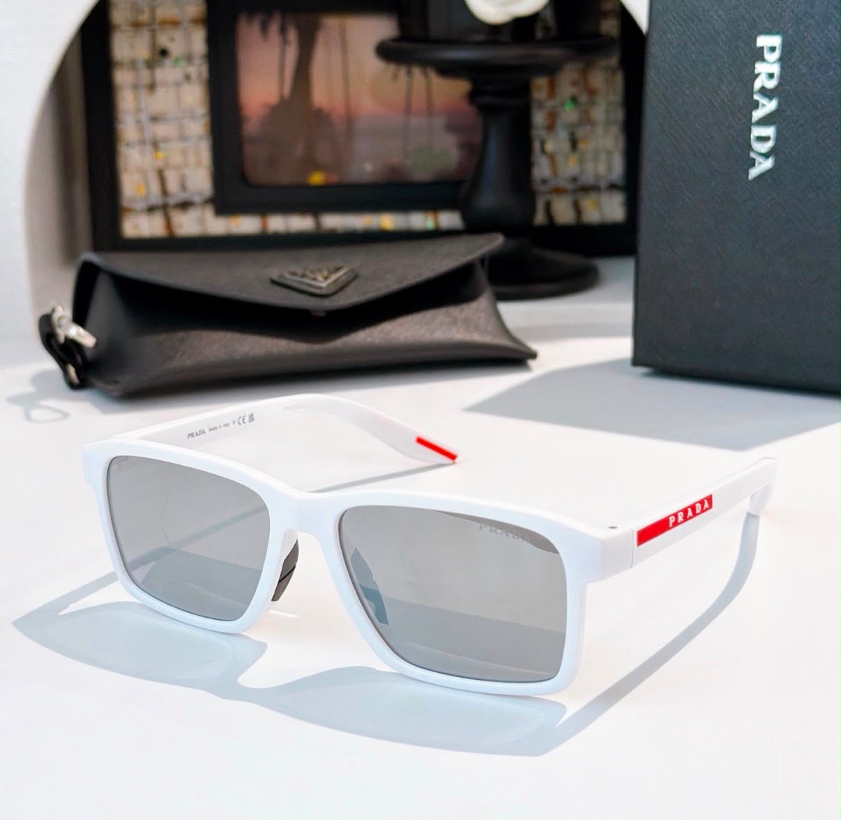Gafas Prada Red Stripe