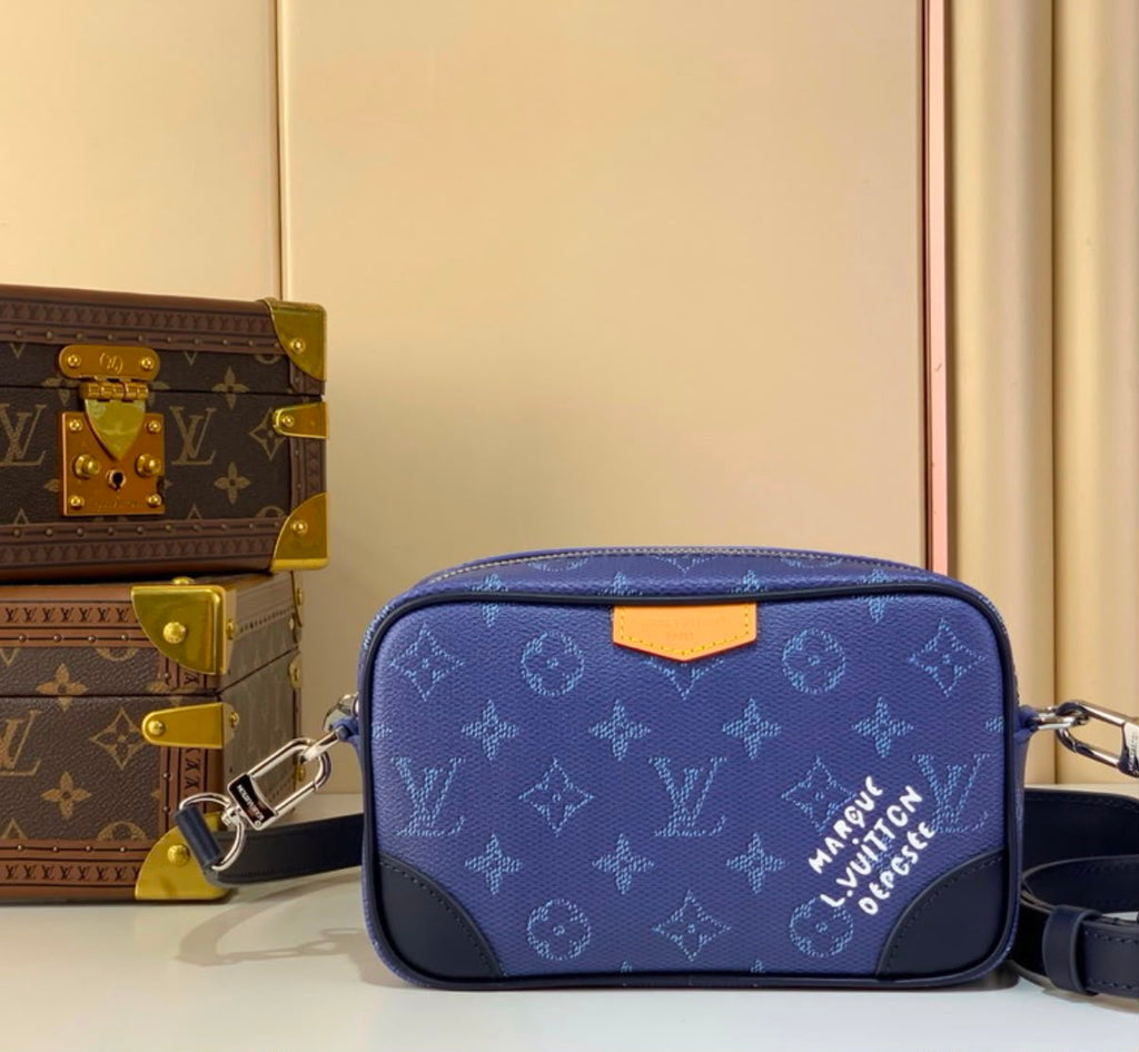 Bolso Louis Vuitton Navy blue